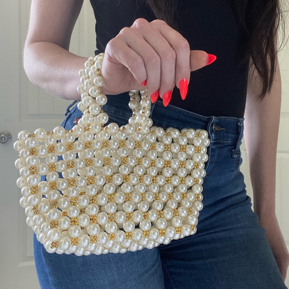 Beautiful Pearl Purse
